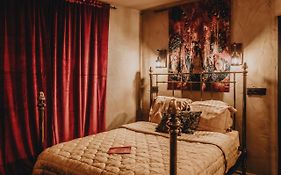 Hotel Le Fantôme De Berthe Logement-attraction Insolite À